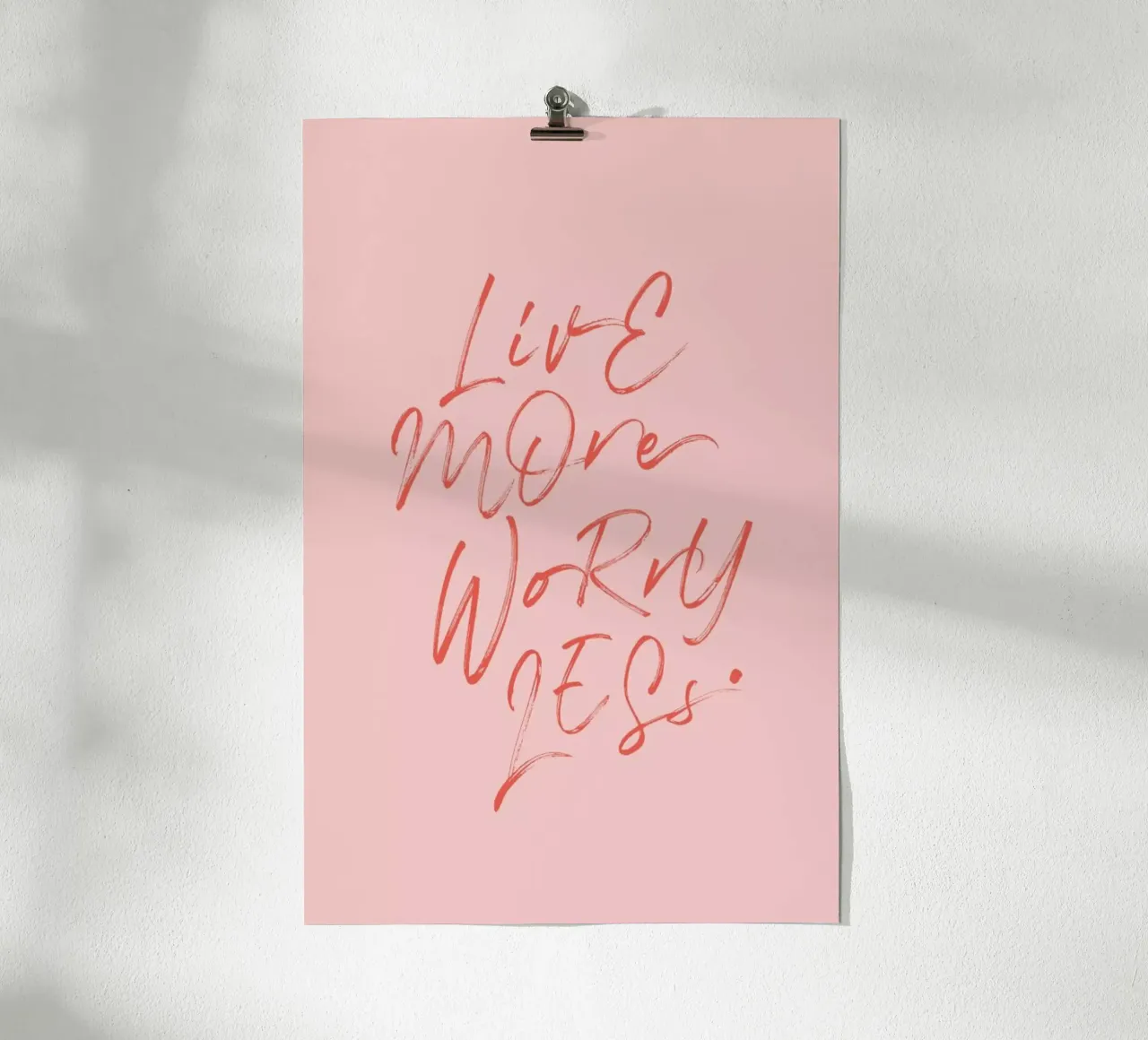 Live More poster da Honeymoon Hotel