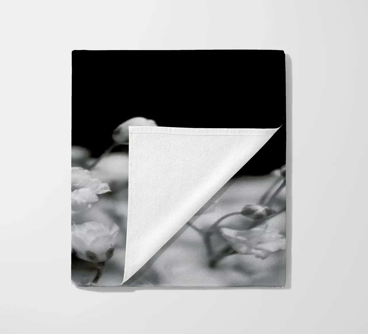 Bloom II telo mare da Victoria Frost