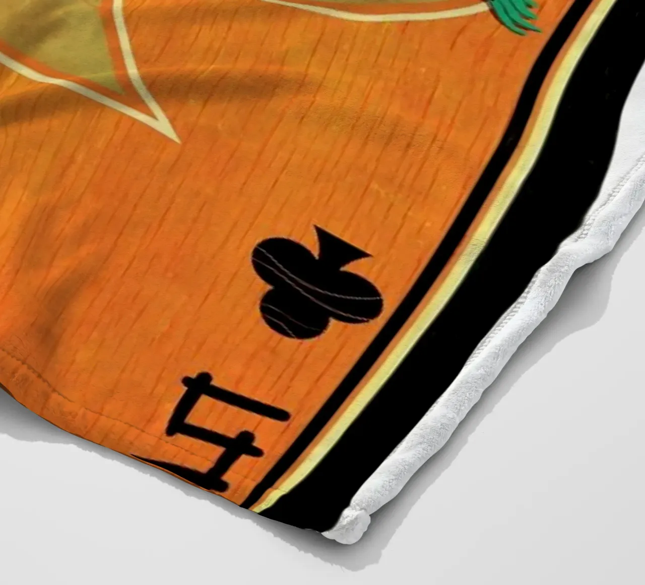 5 of Clubs coperta in pile da Victor Beuren