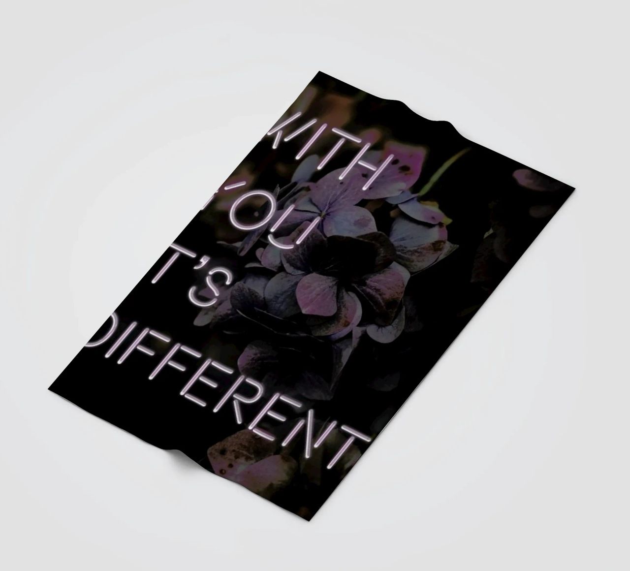 With you it's different coperta in pile da Oh Darling