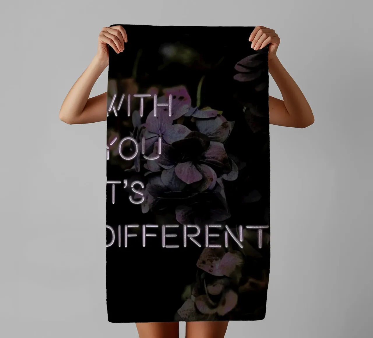 With you it's different asciugamano da bagno da Oh Darling
