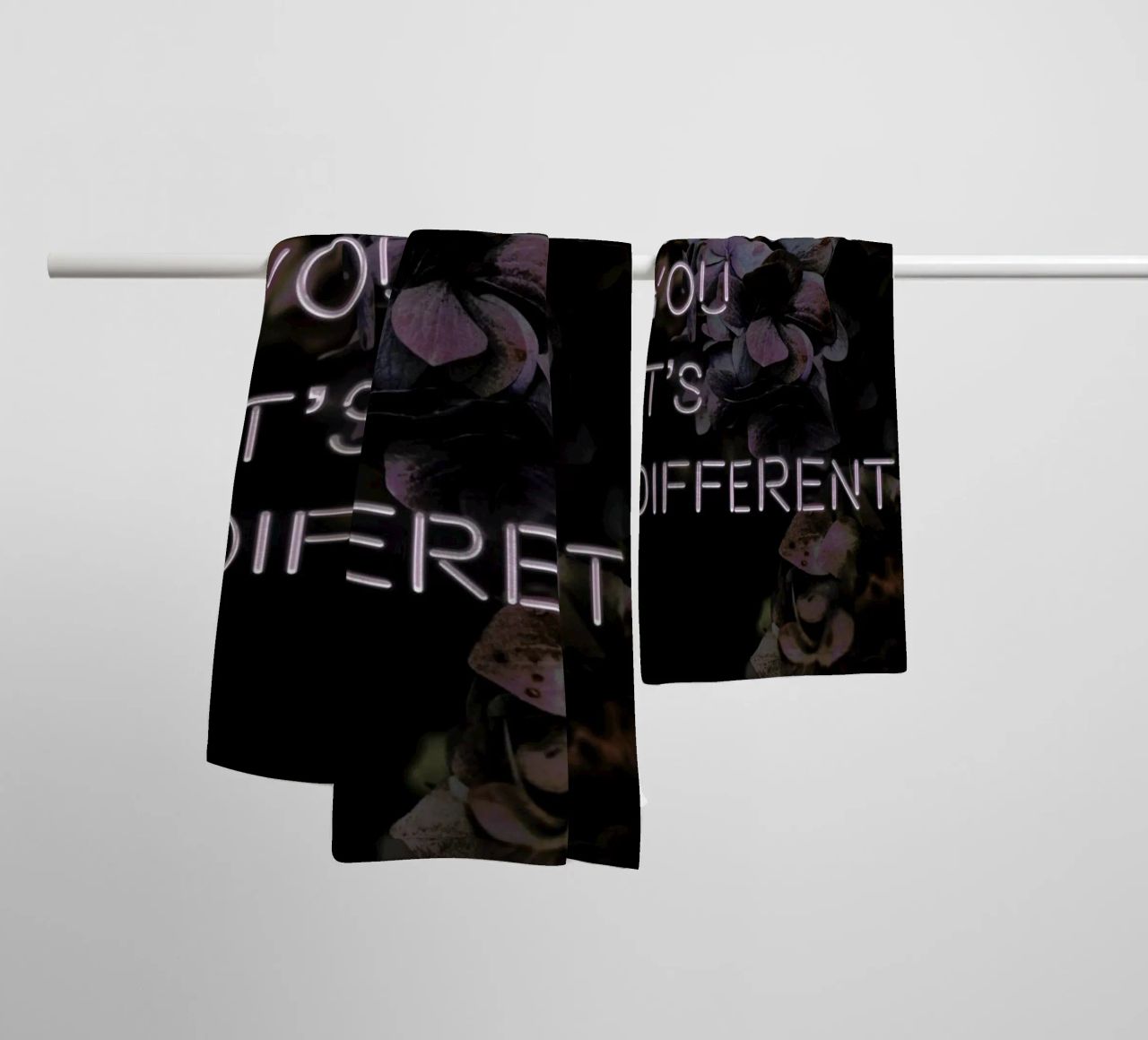 With you it's different asciugamano da bagno da Oh Darling