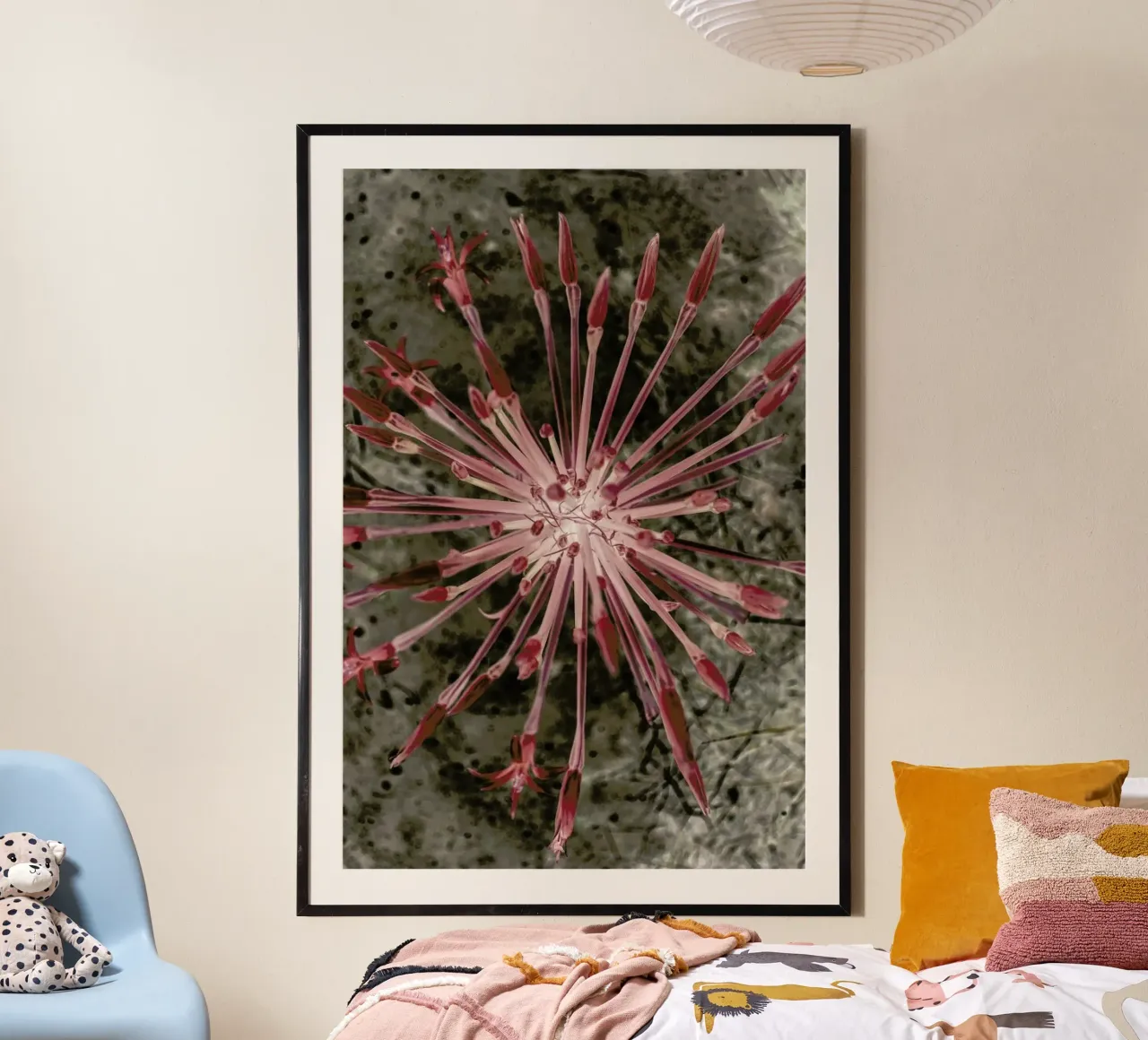 Fire Lilly poster con telaio in plastica da Shot By Clint