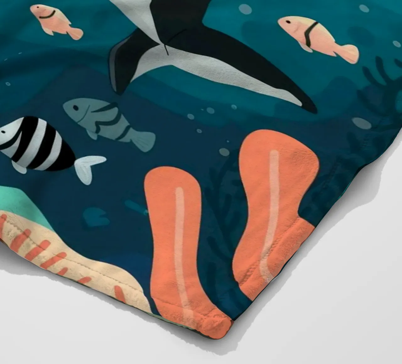 Scena di vita subacquea coperta in pile da Emery Kate