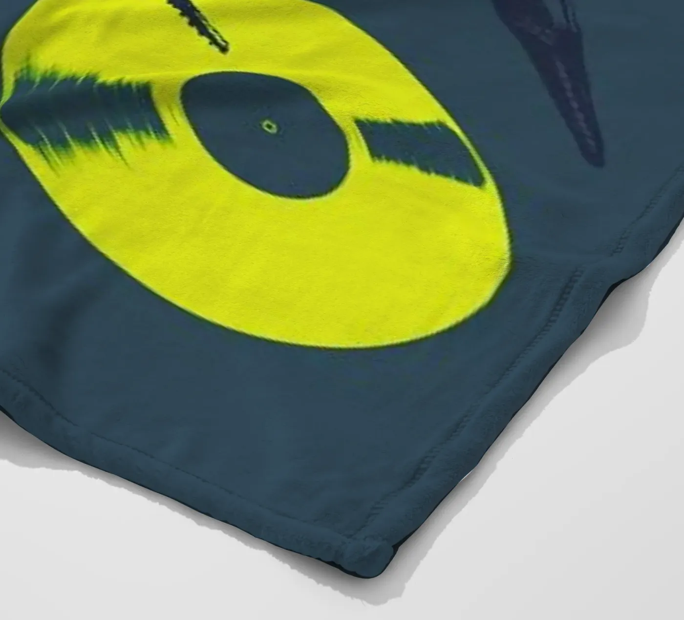 Oldskool 6 Fleecedecke von Evita Witzenhausen