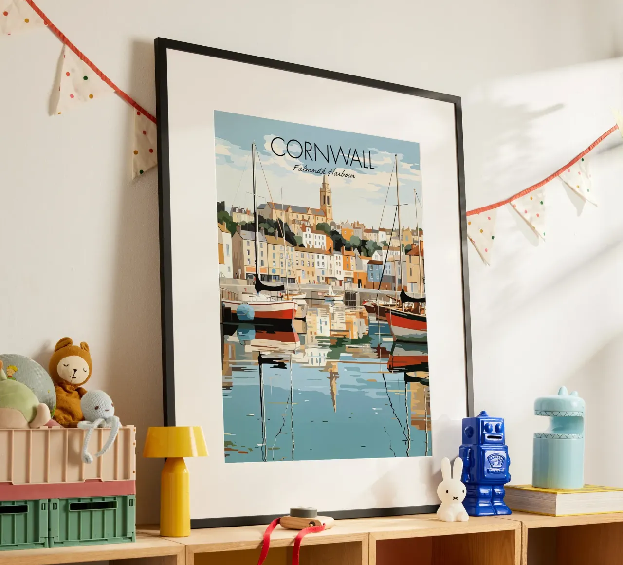 Cornovaglia, Inghilterra, Porto di Falmouth, Viaggi poster con telaio in plastica da Peaches Art Prints