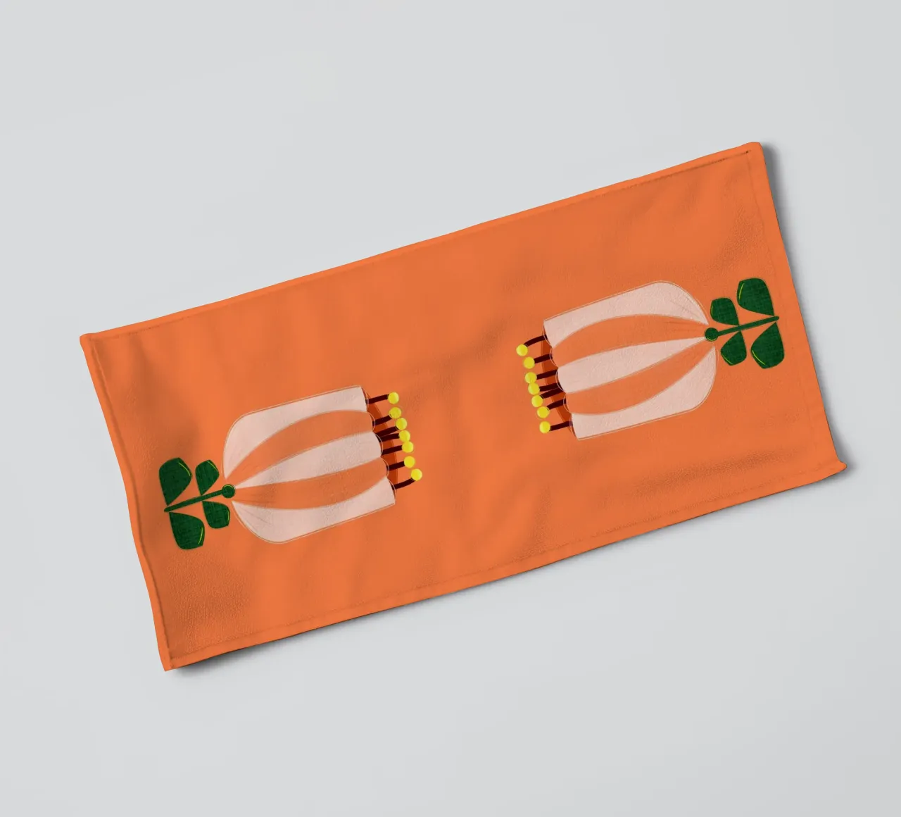 Minimalist Tulip Art Print - Orange and White asciugamano da bagno da showmemars