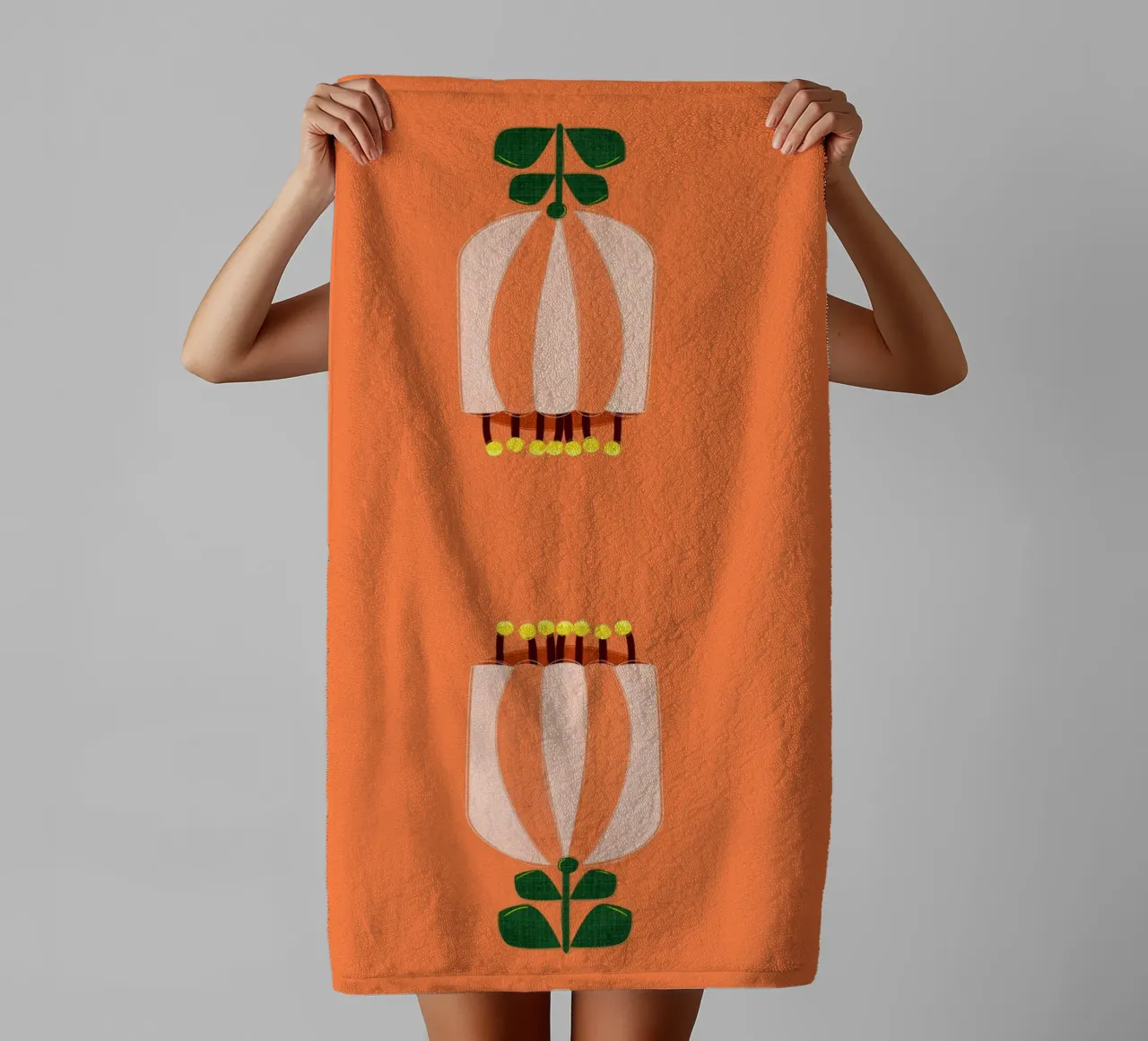 Minimalist Tulip Art Print - Orange and White asciugamano da bagno da showmemars