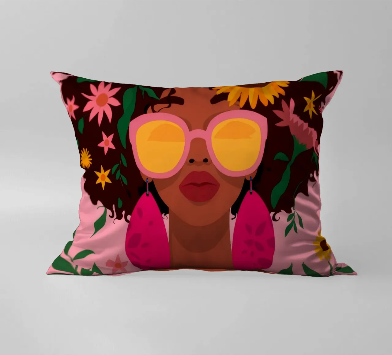 Bellezza afro floreale cuscino da Emery Kate