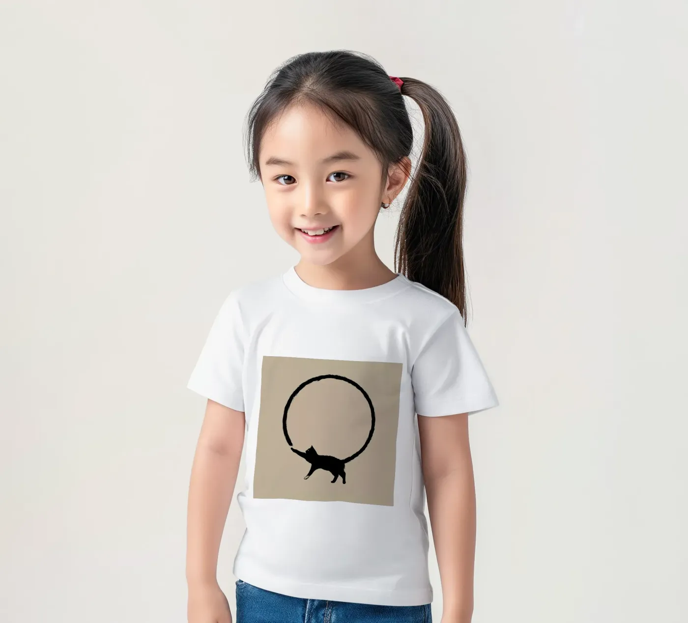 Cat Circle t-shirt bambini da Jared Yamahata