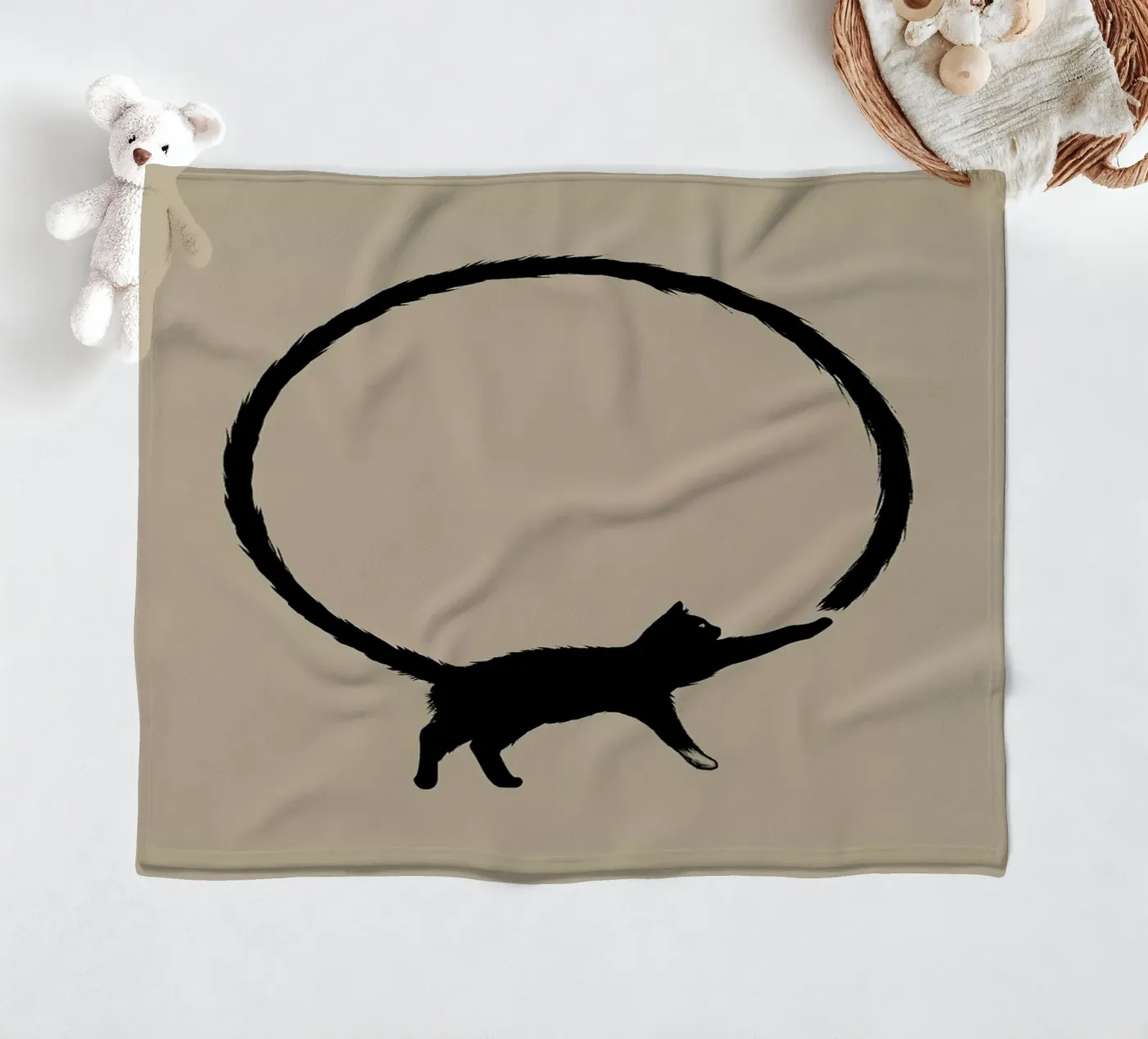 Cat Circle Fleecedecke von Jared Yamahata