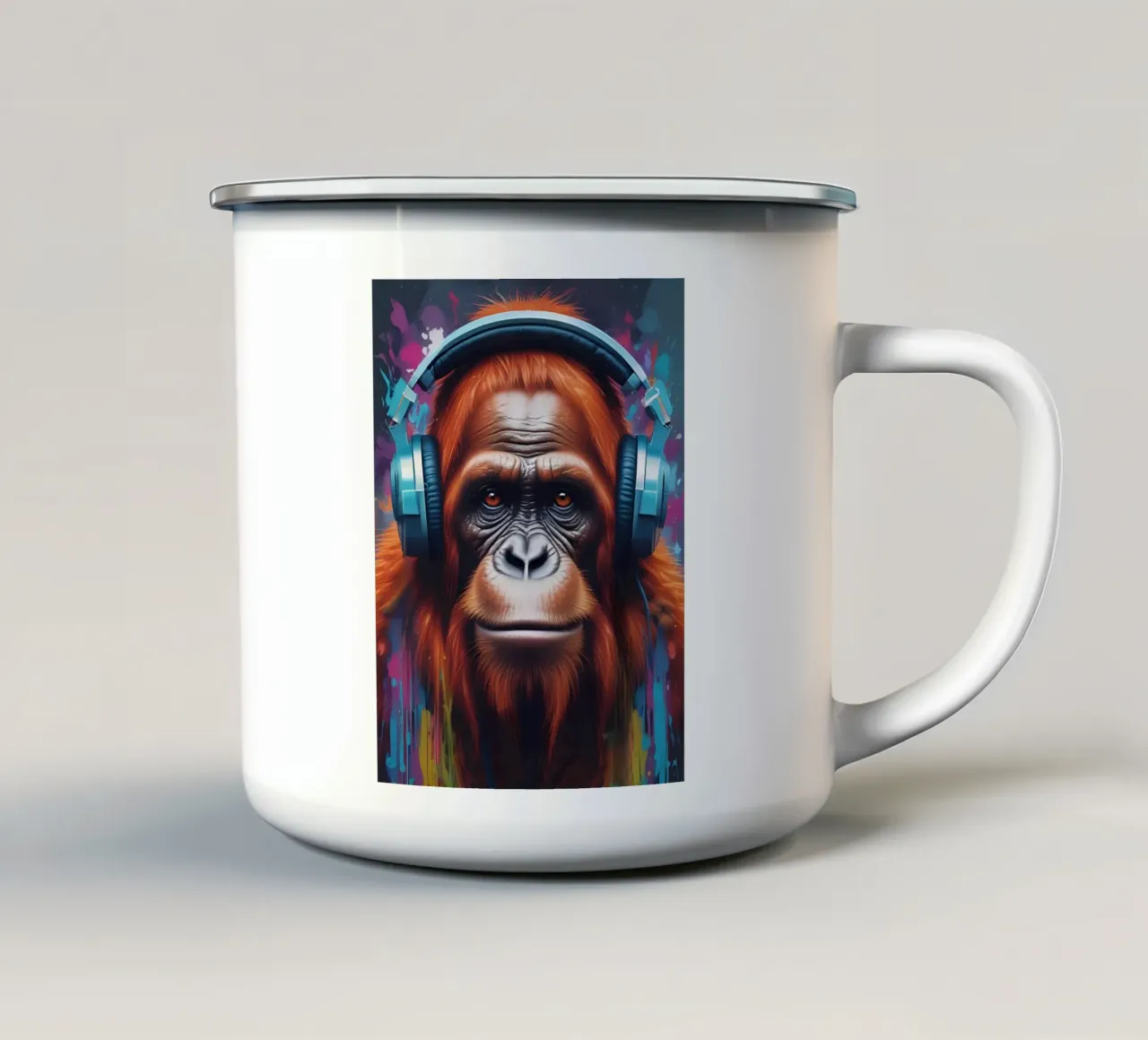 Orangutan in cuffia tazza in smalto da MakArena