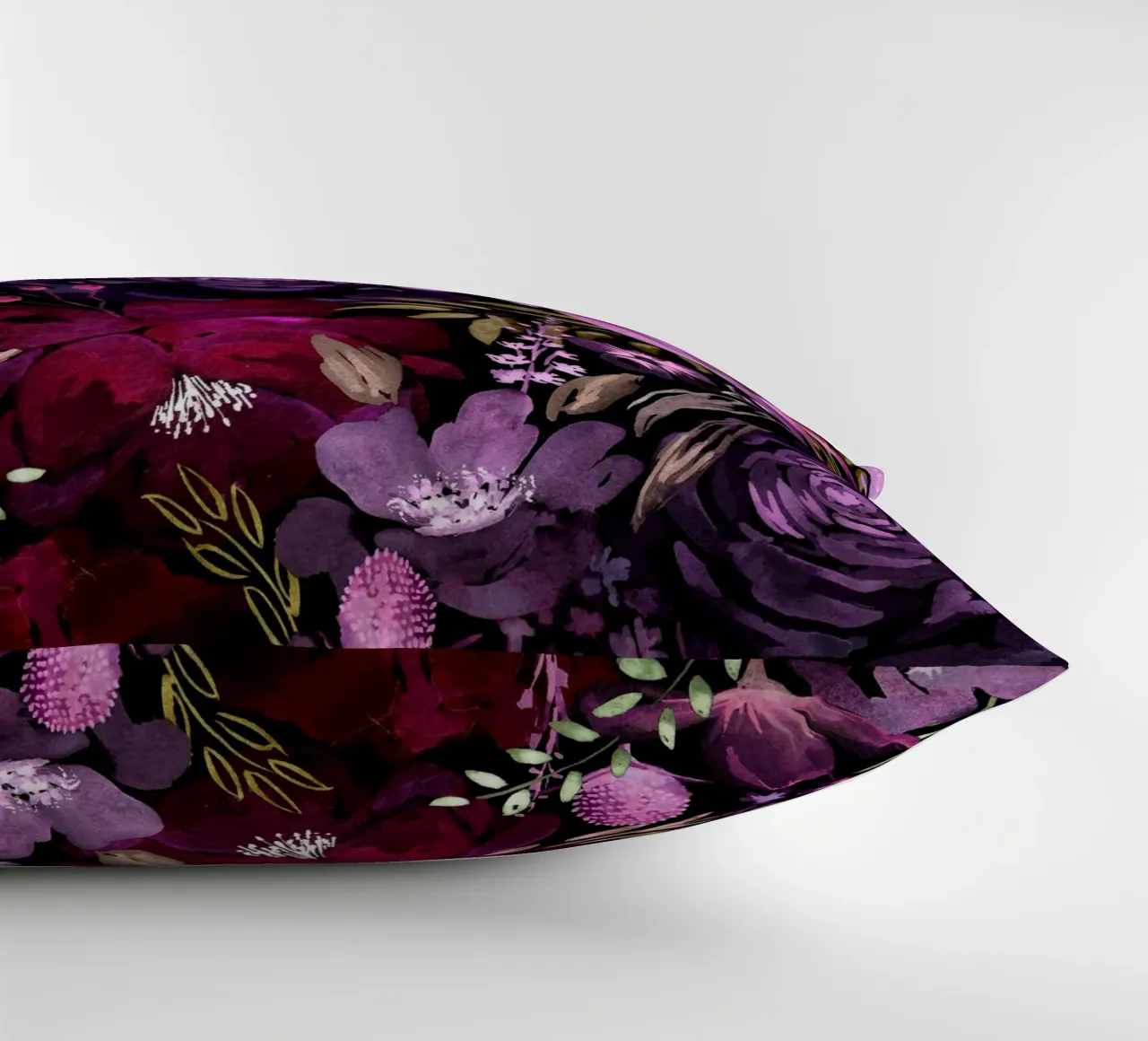 Dark Floral Chaos - Red cuscino da anisillustration