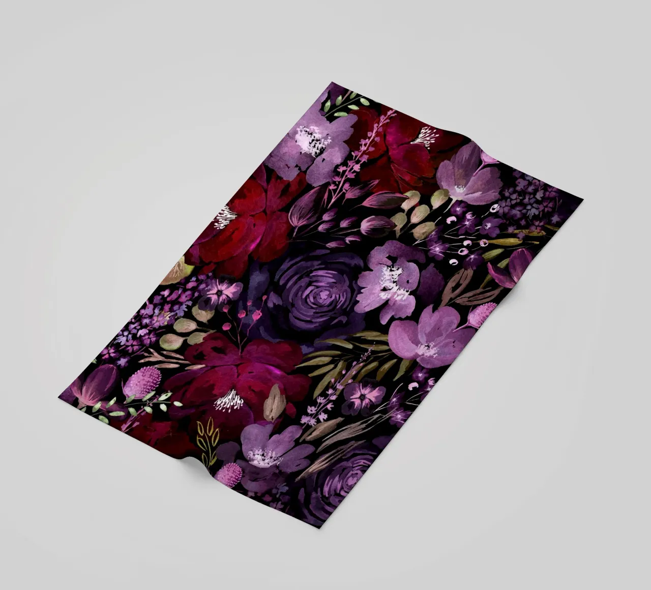 Dark Floral Chaos - Red telo mare da anisillustration