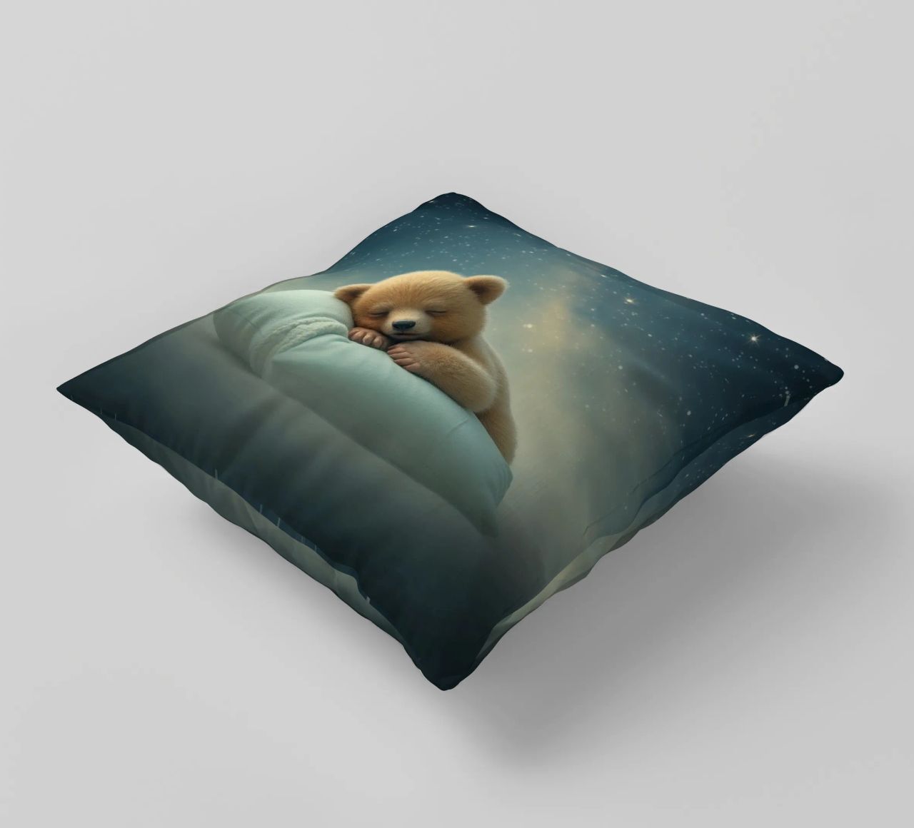 Ourson mignon dormant paisiblement sur un oreiller moelleux coussin de DesignDoodle