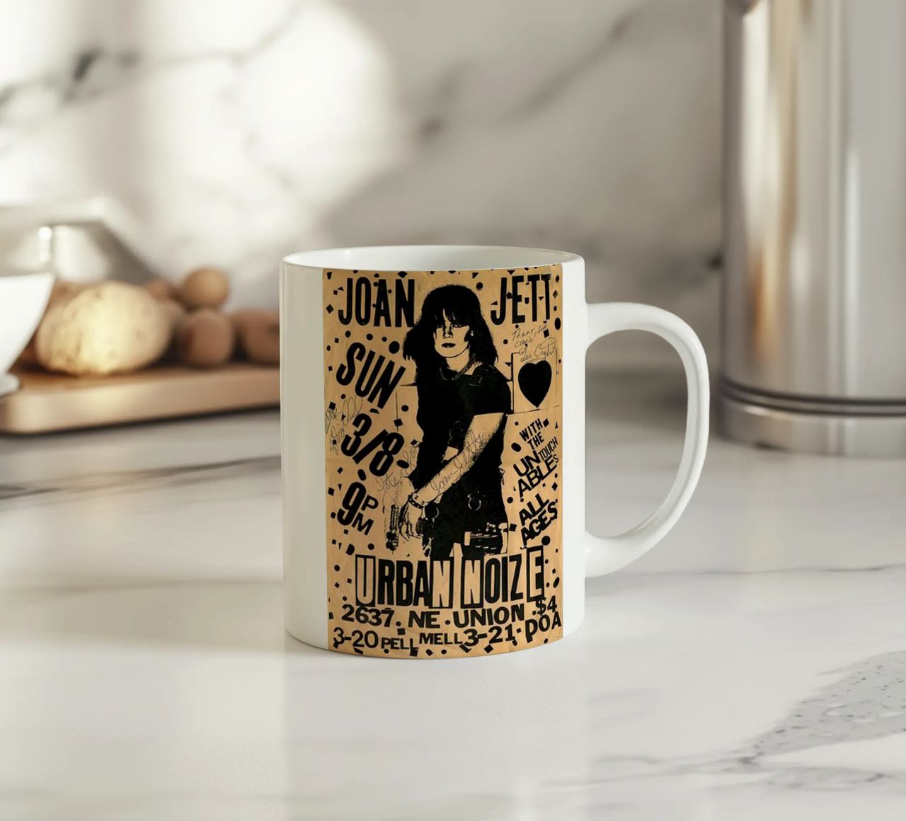Original 1981 Joan Jett Untouchables Concert Flyer mug en céramique de SoundStudio