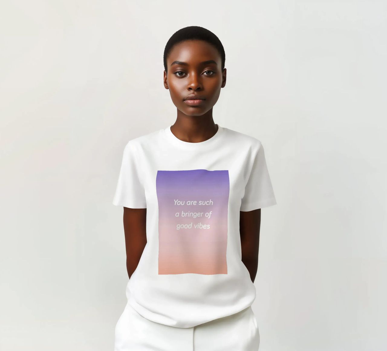 Bringer Of Good Vibes t-shirt da Oh Darling