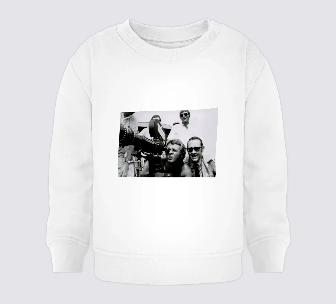 Steve McQueen behind the Camera sweat pour bébé de Gallery Print and Art Limited