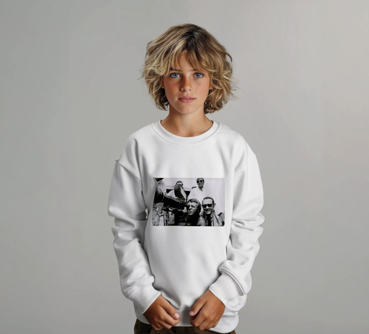 Steve McQueen behind the Camera felpa bambino da Gallery Print and Art Limited