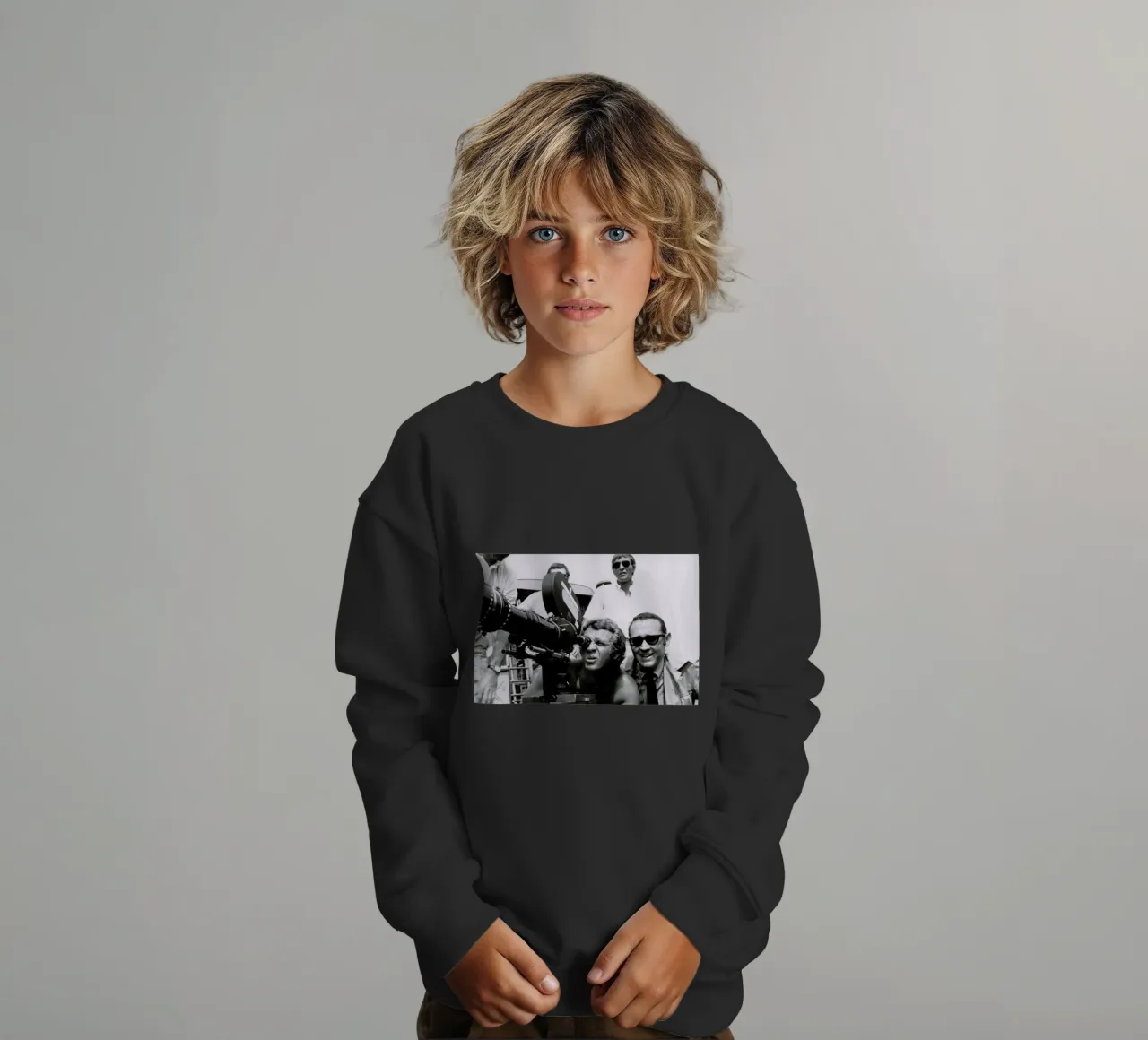 Steve McQueen behind the Camera felpa bambino da Gallery Print and Art Limited