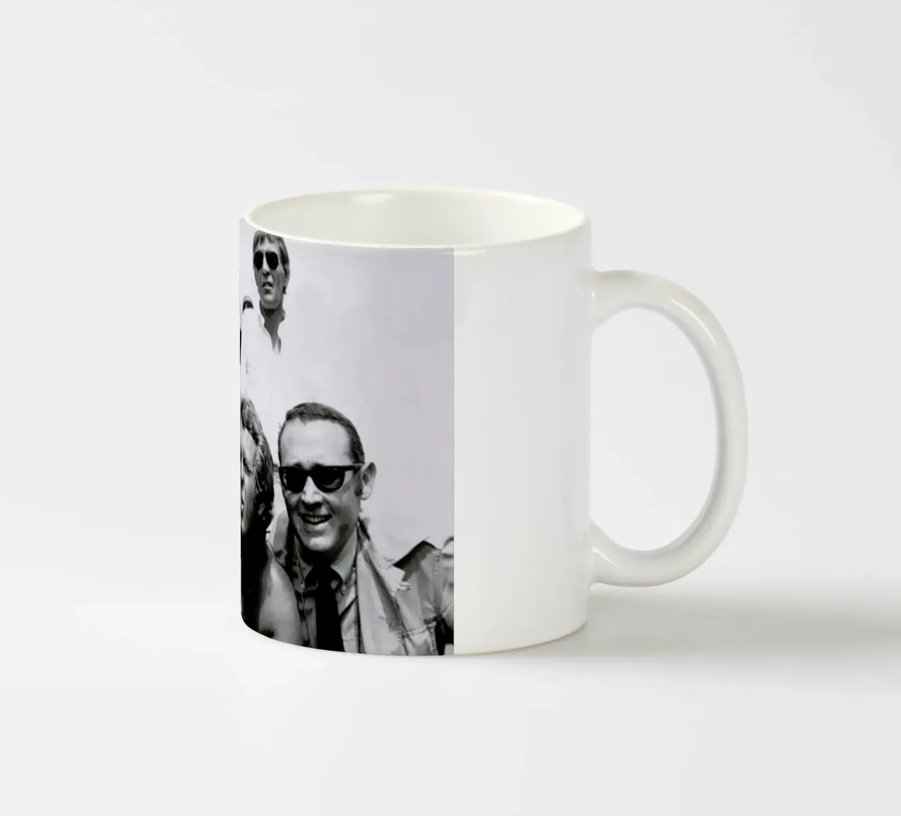 Steve McQueen behind the Camera taza de cerámica de Gallery Print and Art Limited