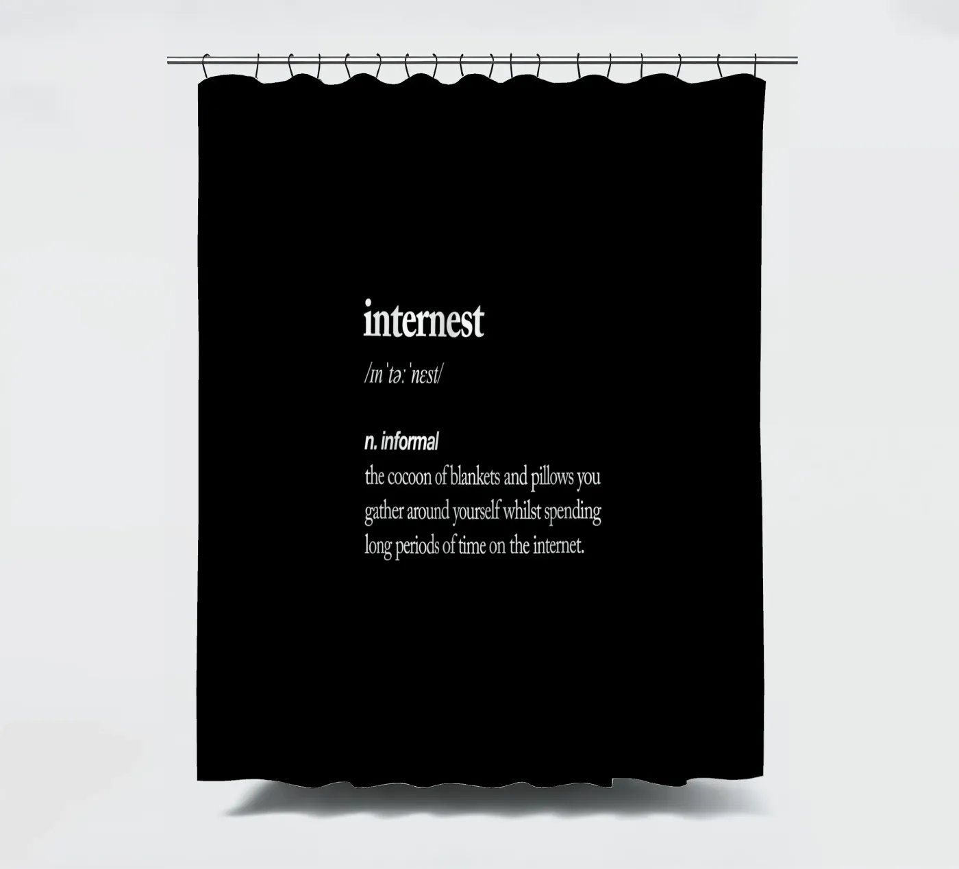 Internest Duschvorhang von THE MOTIVATED TYPE