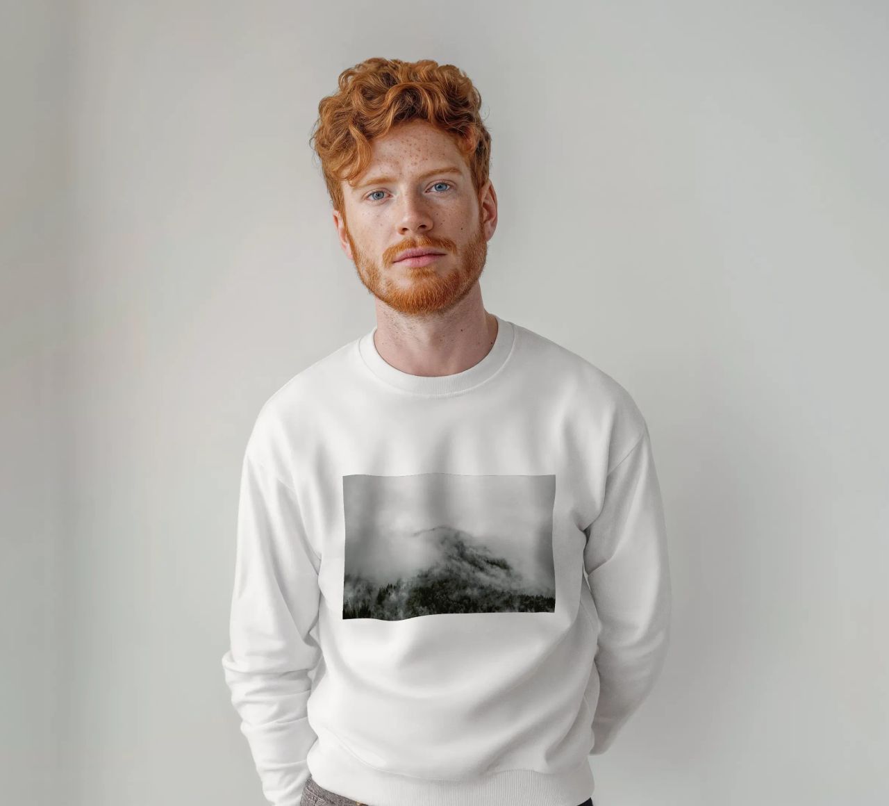Moody Clouds 1 sudadera de Nur Mut