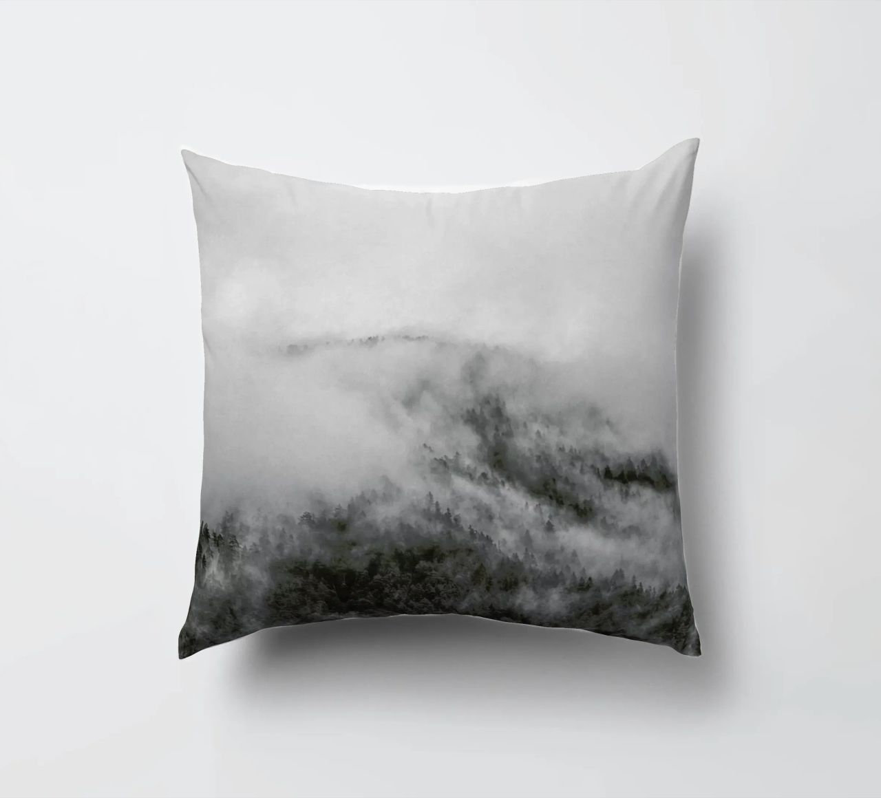 Moody Clouds 1 cuscino da Nur Mut