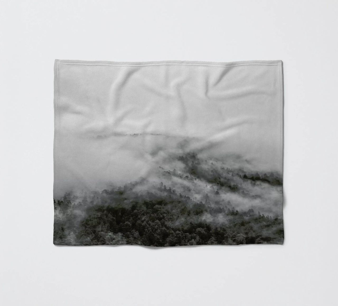 Moody Clouds 1 coperta in pile da Nur Mut