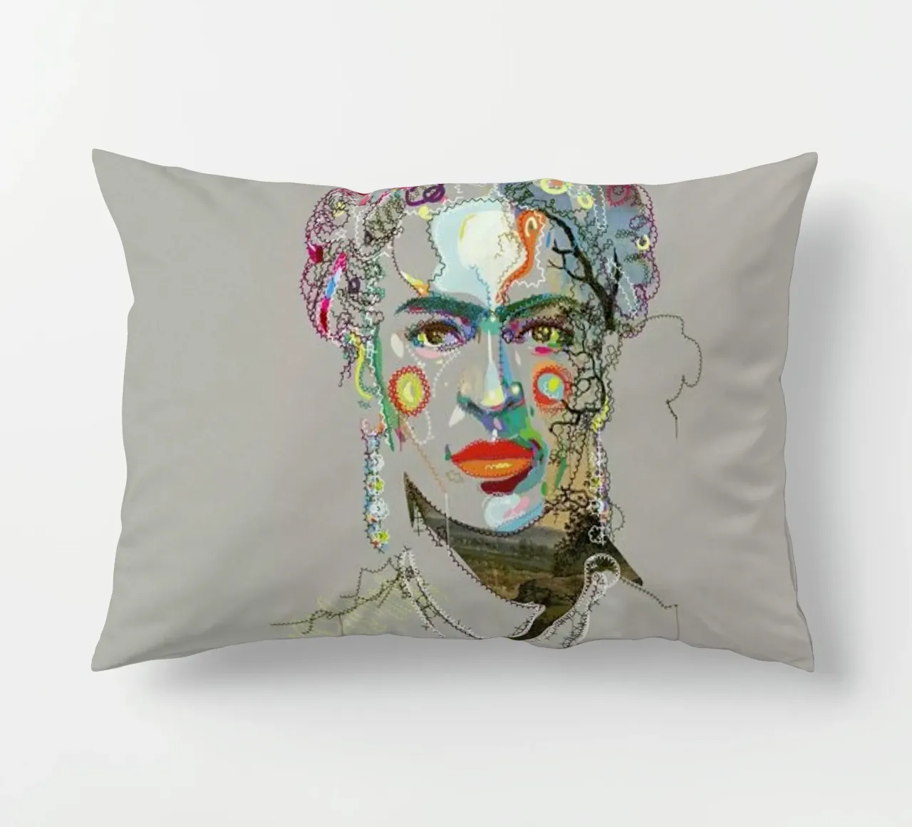 Frida 3 cuscino da Carlos Quitério