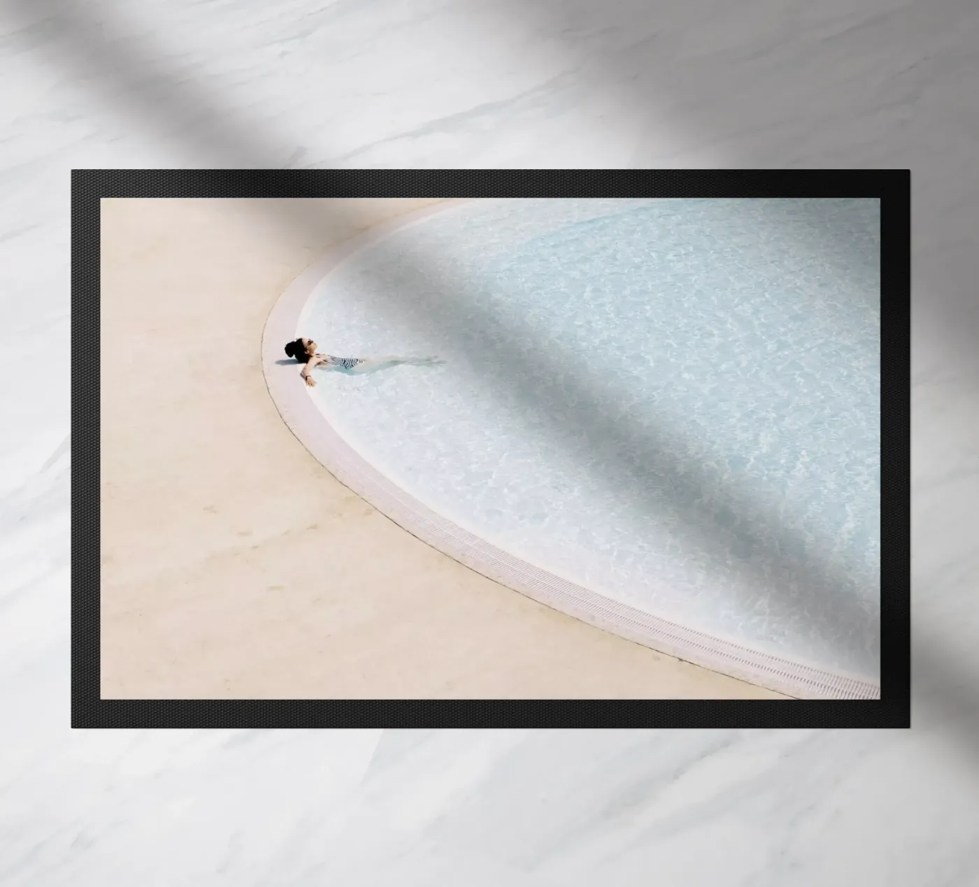 Sunbath Fußmatte von Picture On The Fridge