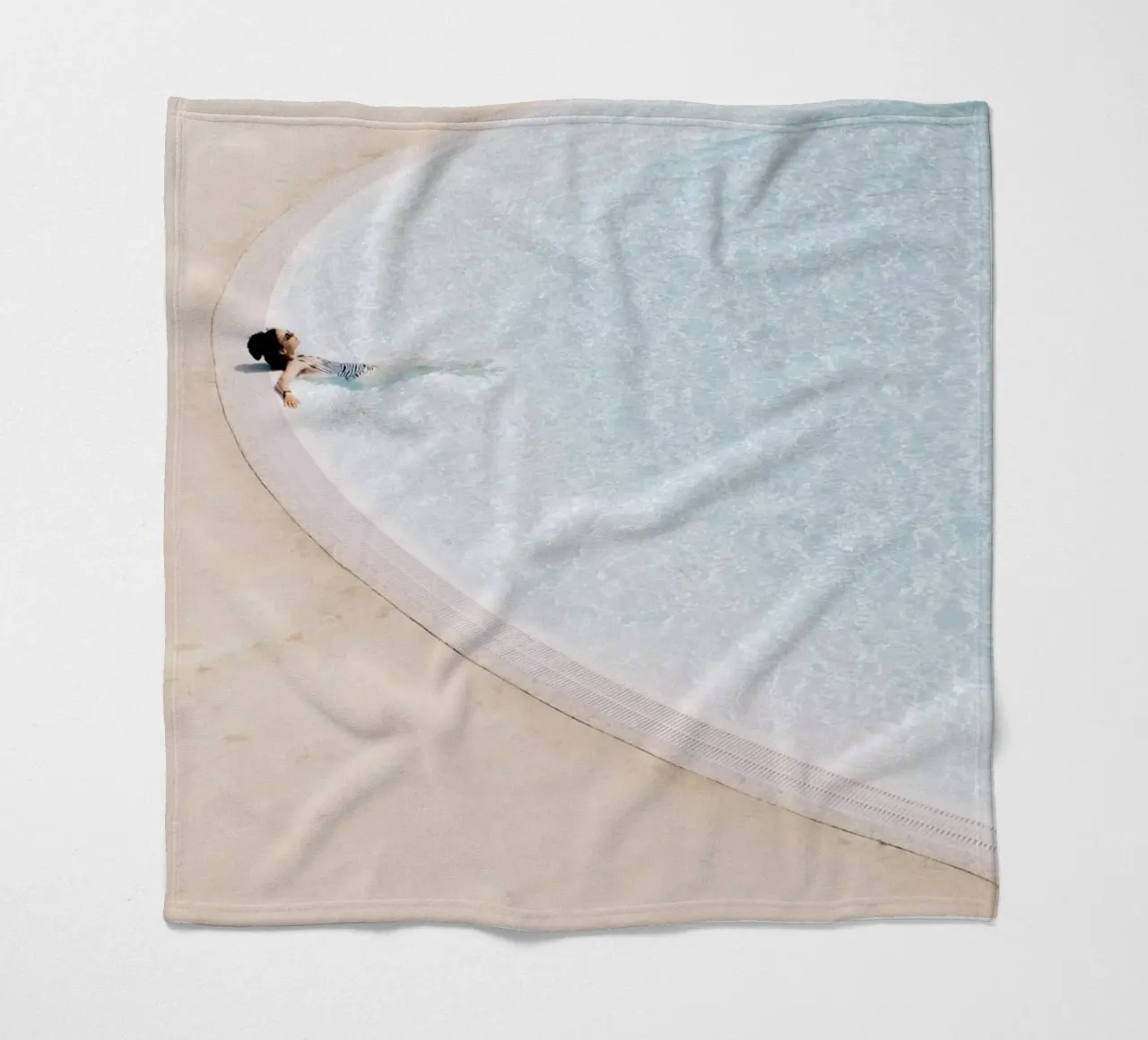 Sunbath Fleecedecke von Picture On The Fridge