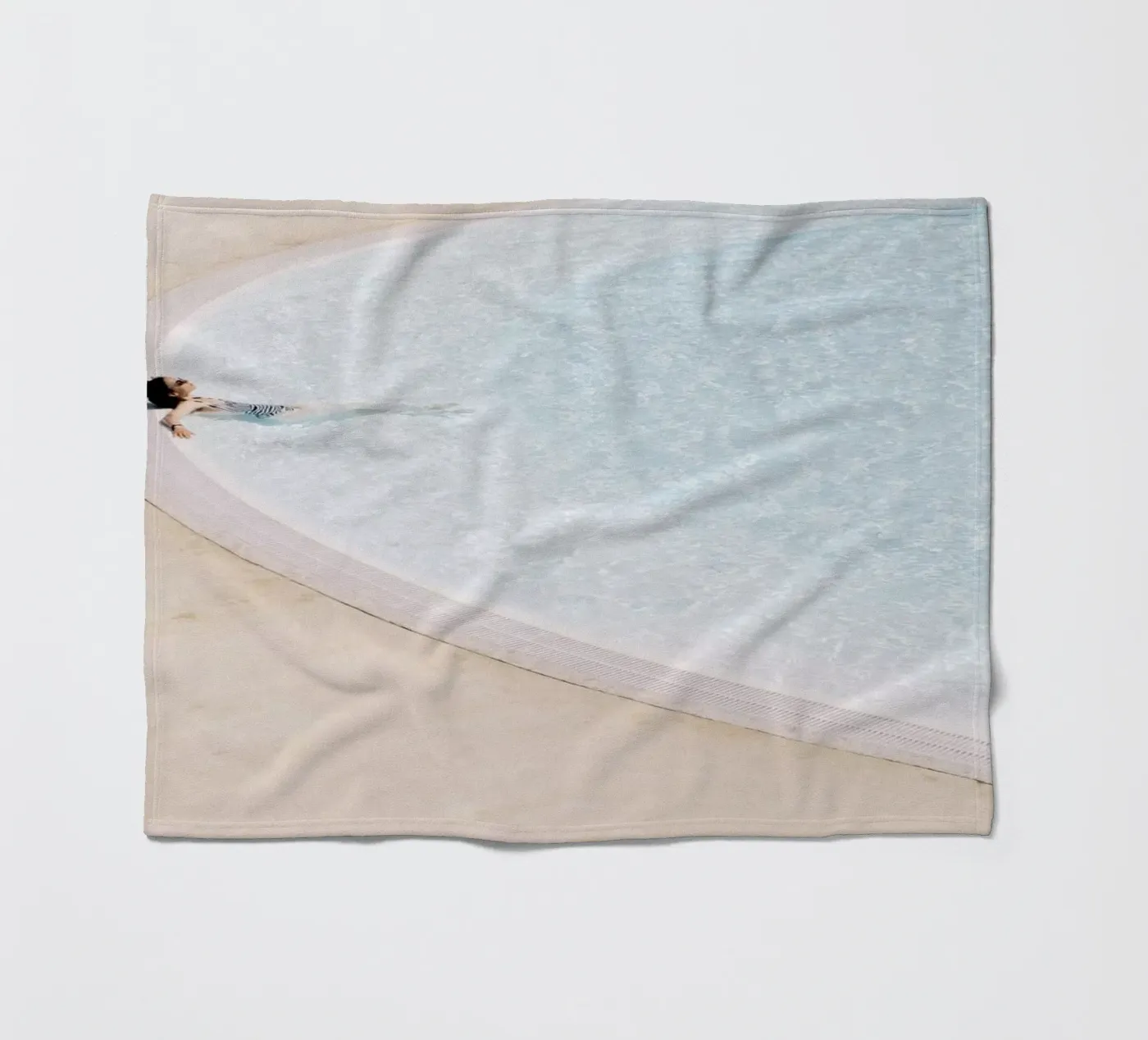 Sunbath fleece blanket by Picture On The Fridge