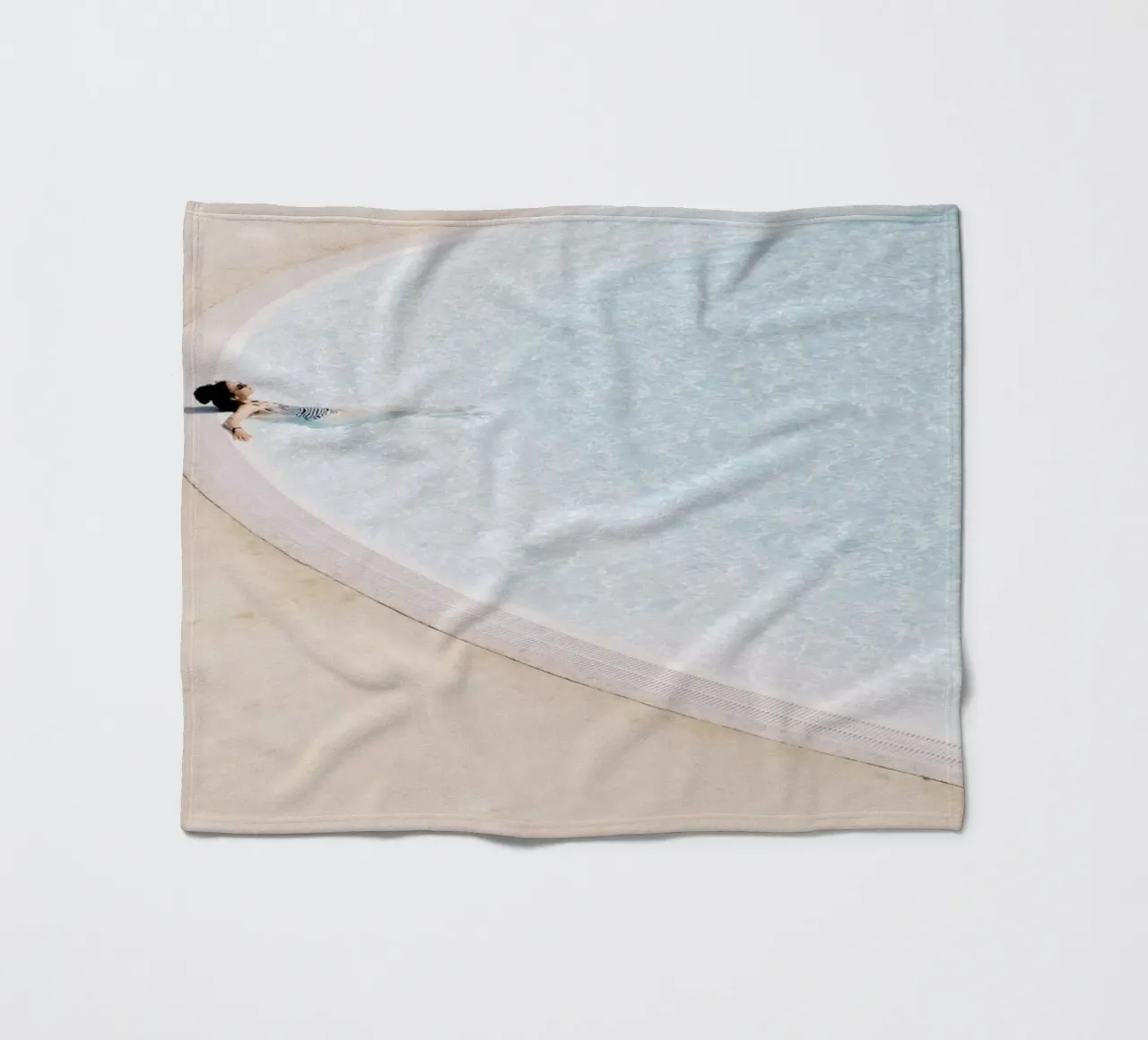 Sunbath Fleecedecke von Picture On The Fridge