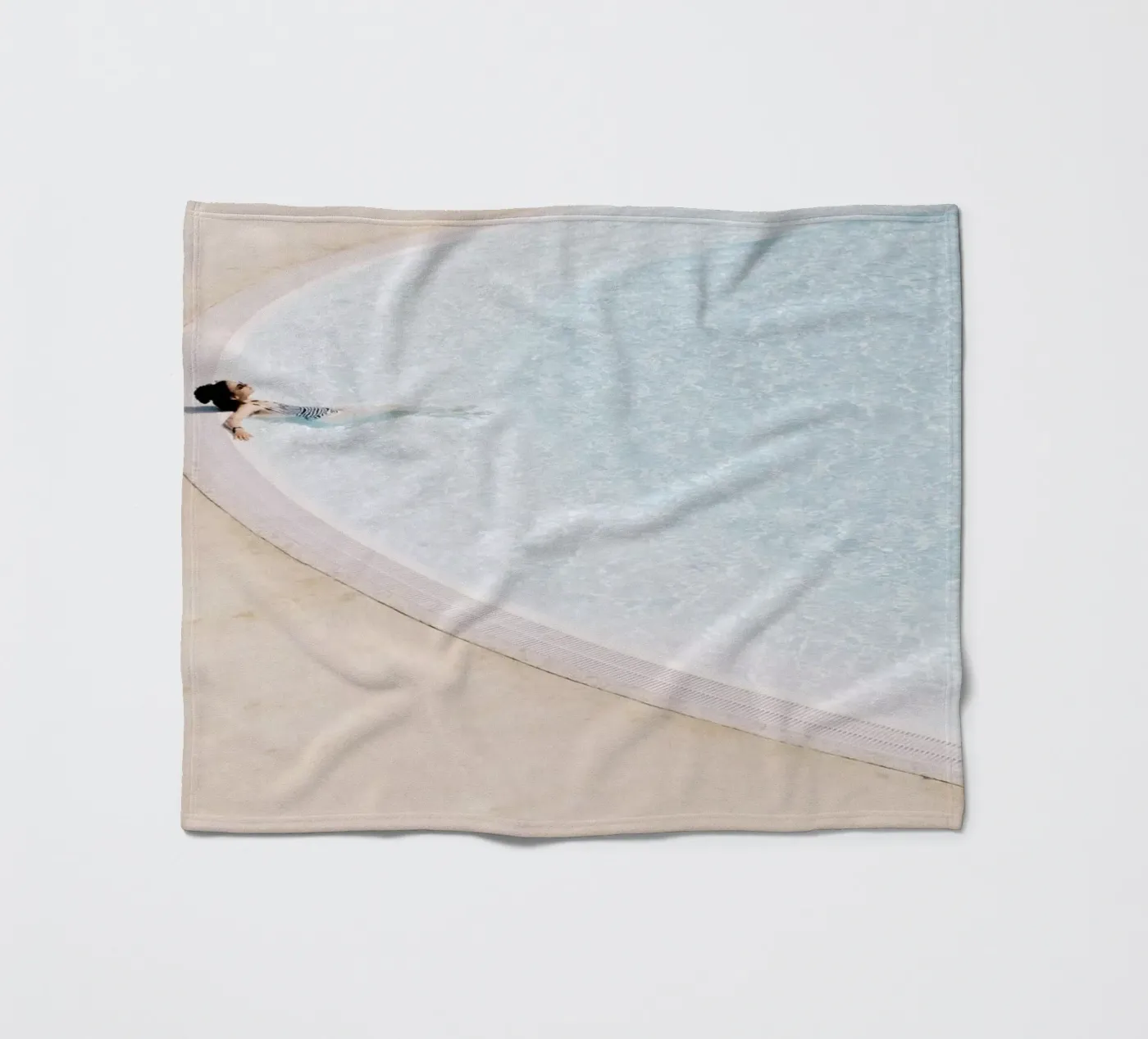Sunbath fleece blanket by Picture On The Fridge