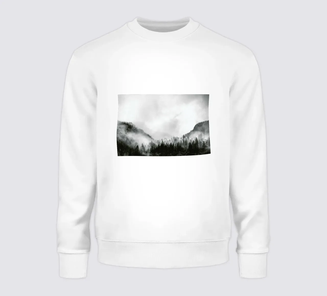 Moody Clouds 4 Sweatshirt von Nur Mut