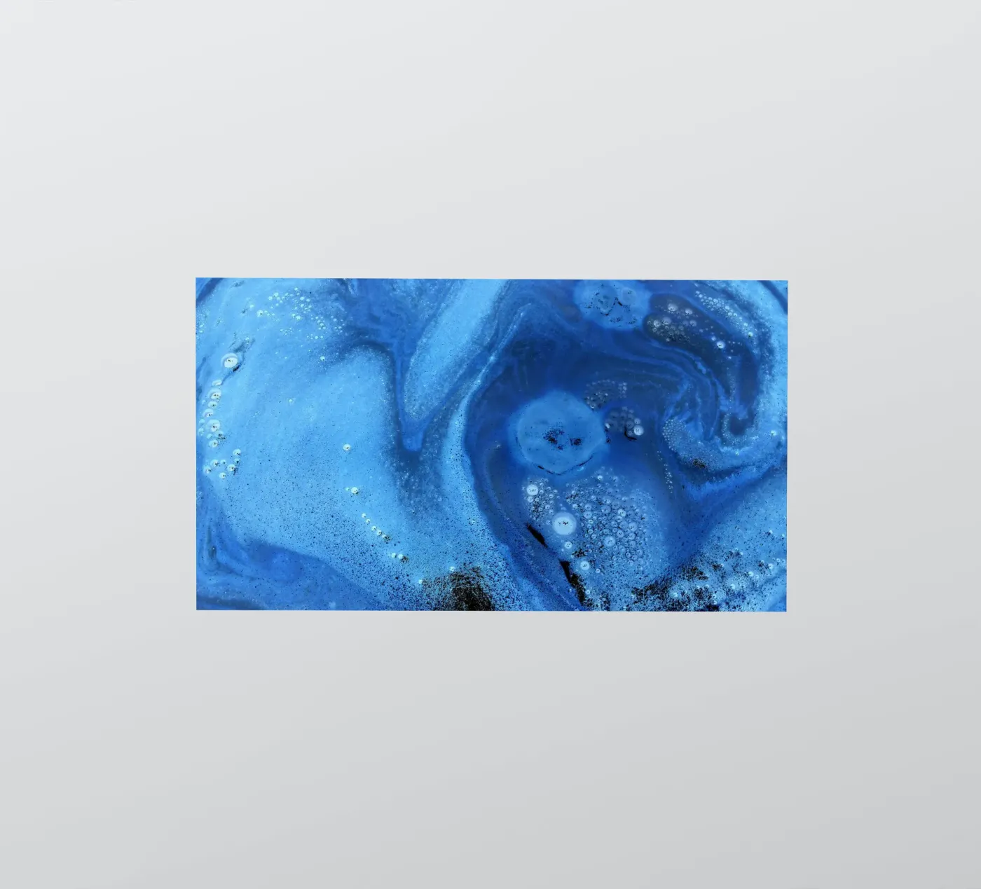 Blu adesivo da Massimo Frascogna