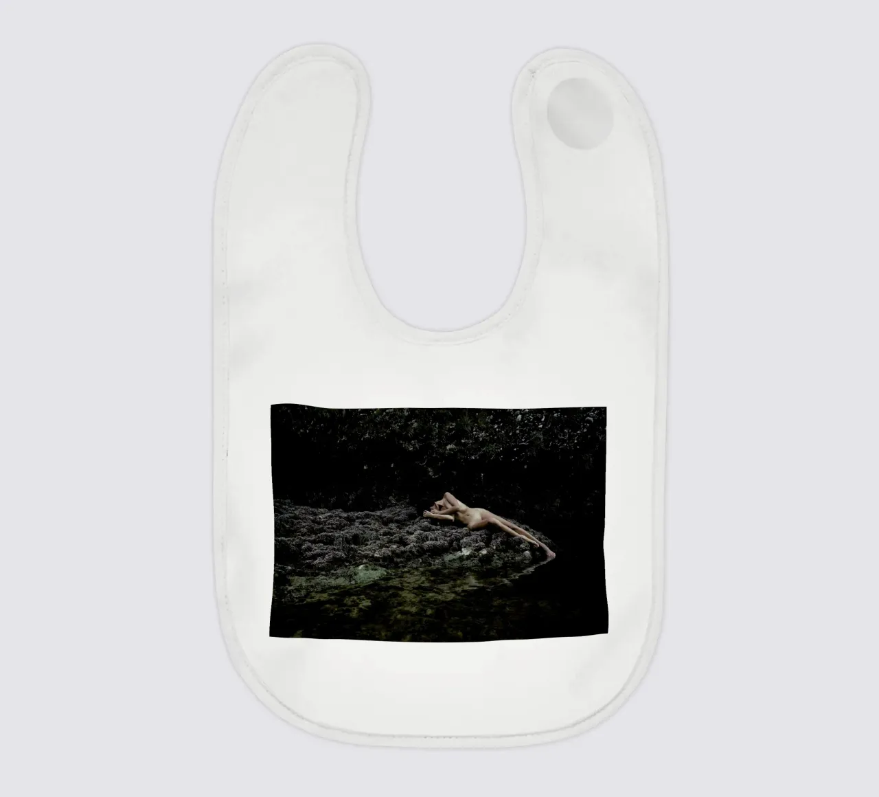 Embodiment bavaglino da Matevž Kosterov