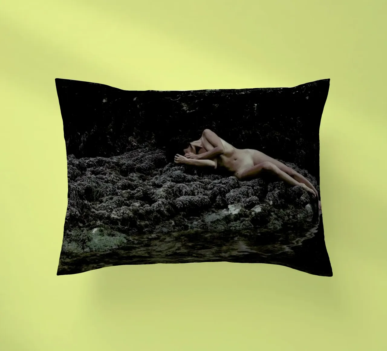 Embodiment cuscino da Matevž Kosterov