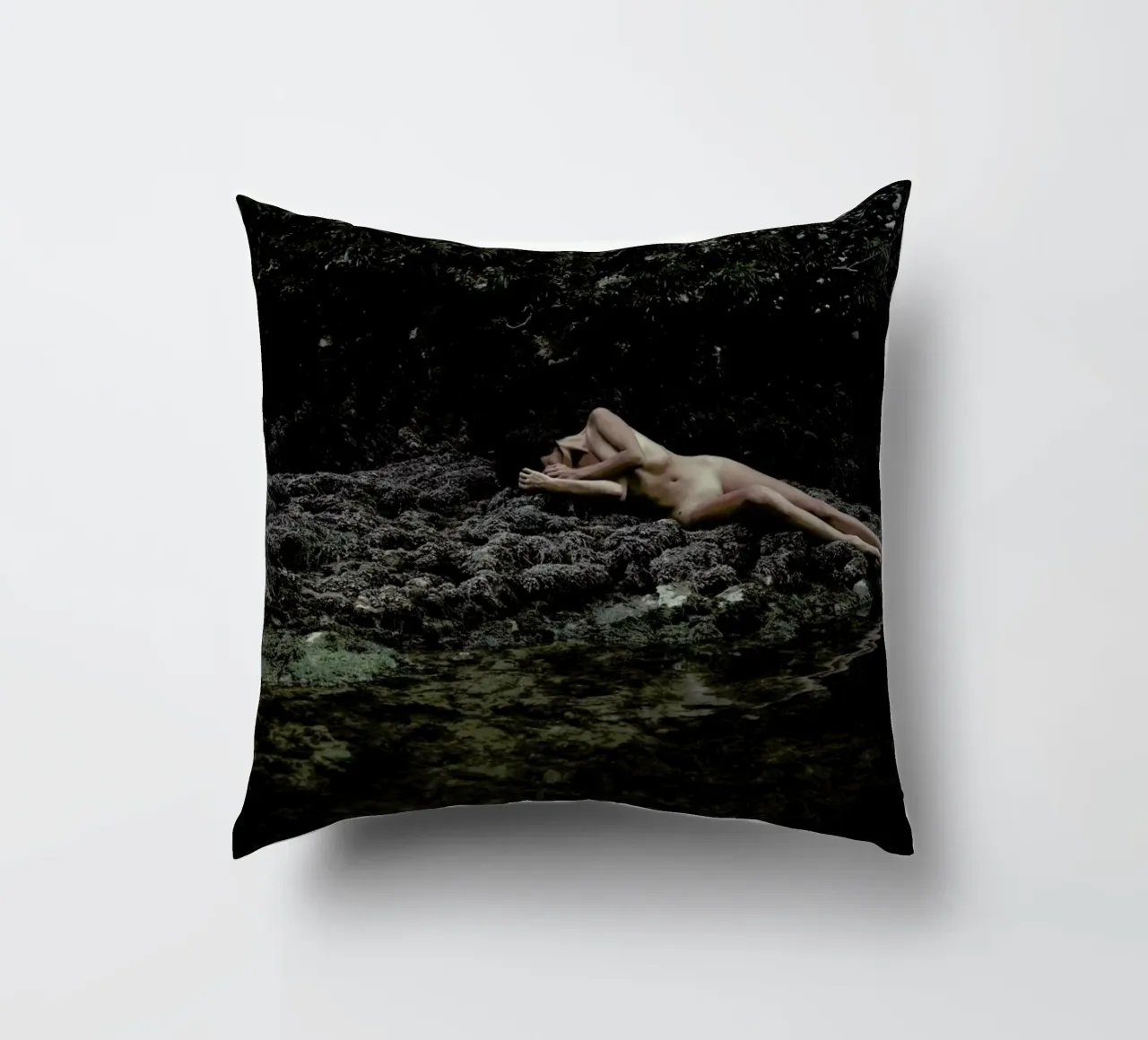 Embodiment cuscino da Matevž Kosterov