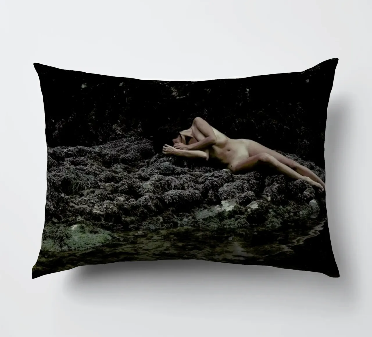 Embodiment cuscino da Matevž Kosterov