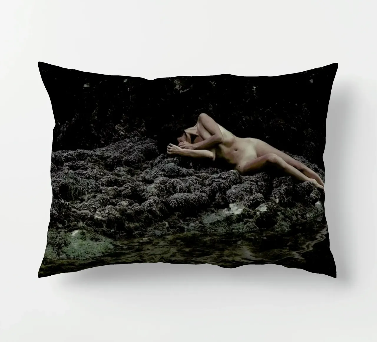 Embodiment cuscino da Matevž Kosterov