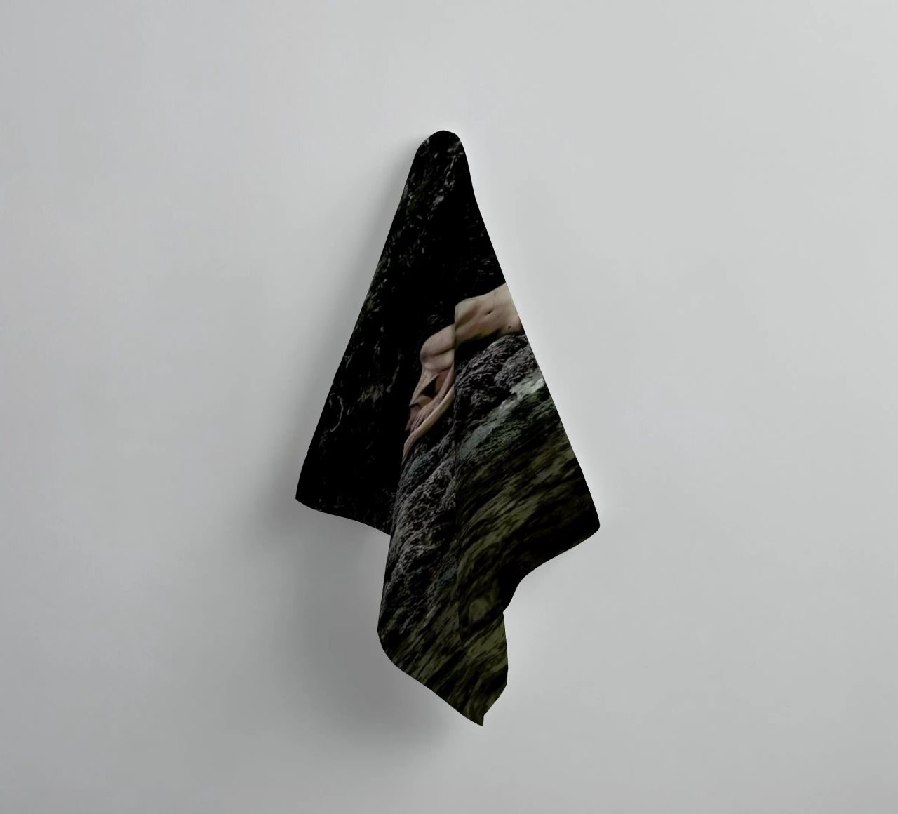 Embodiment asciugamano da bagno da Matevž Kosterov