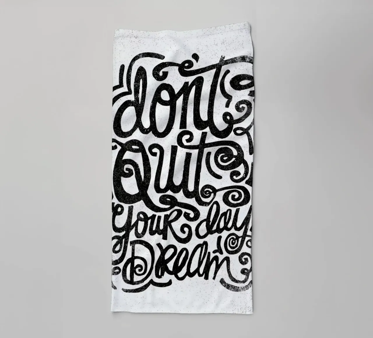 don’t quit your day dream asciugamano da bagno da Matthew Taylor Wilson