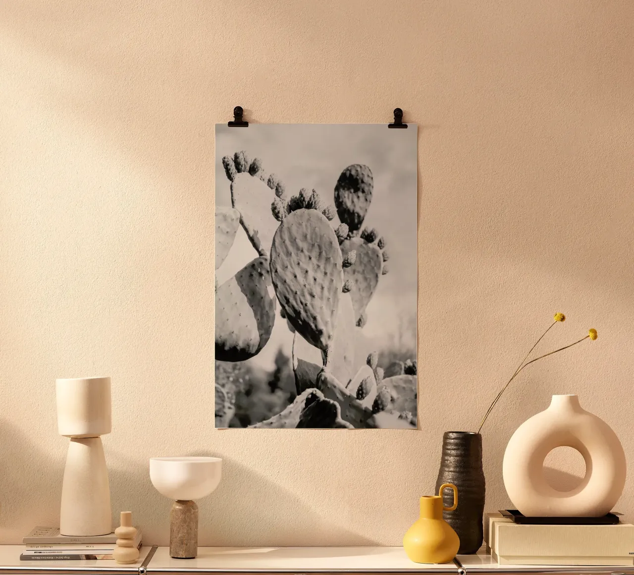 Cacti Cowboy 1 poster con telaio in legno da Shot By Clint