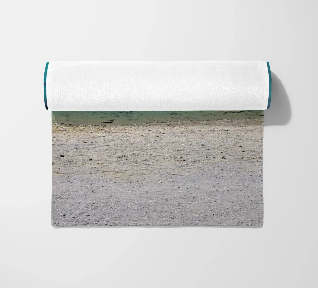Glasklar beach towel by Jan Luzar