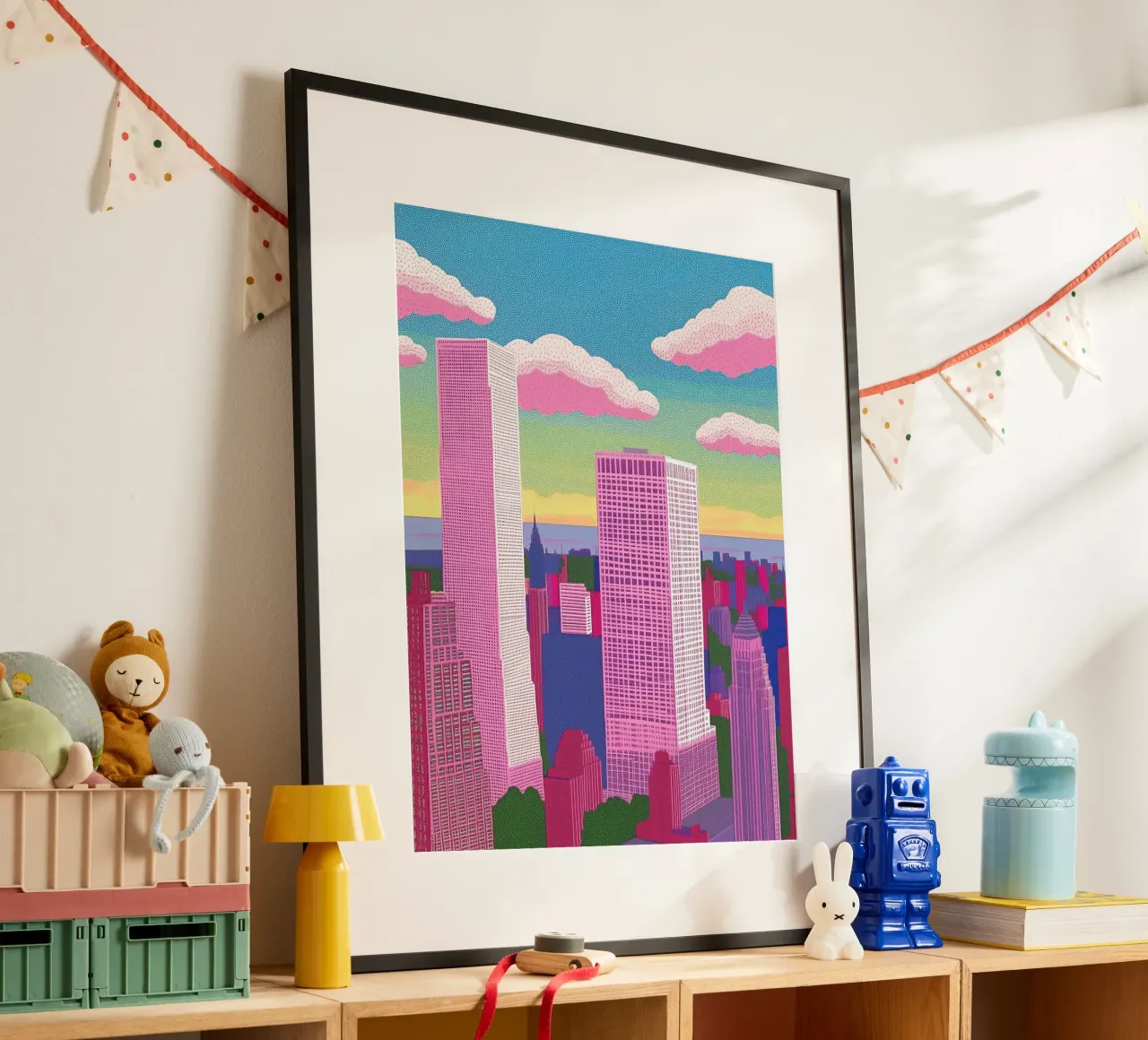 New York come skyline della città: Poster pop art colorato e audace poster con telaio in plastica da Kaji