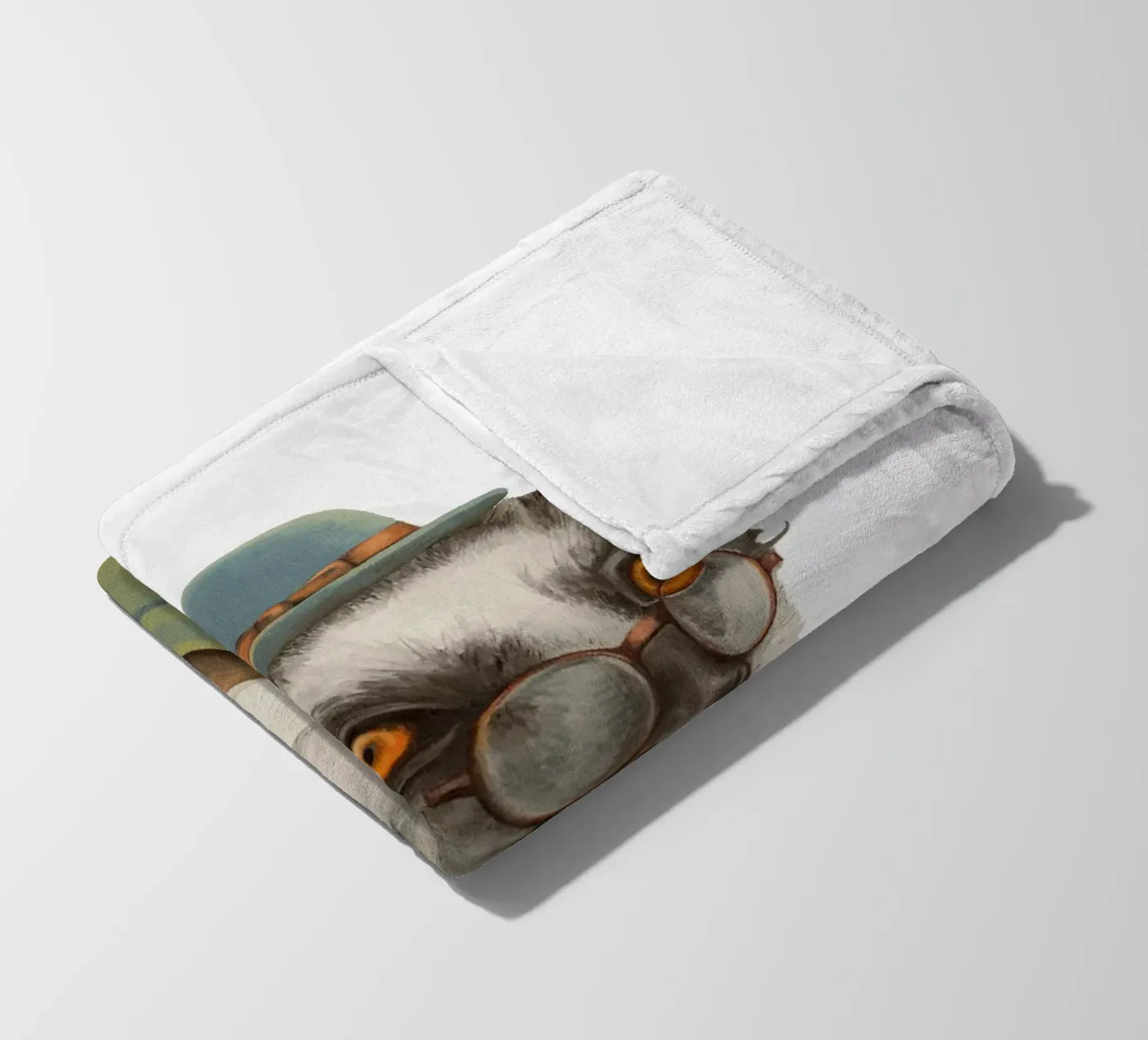 Lemur fleece blanket by Animal Crew