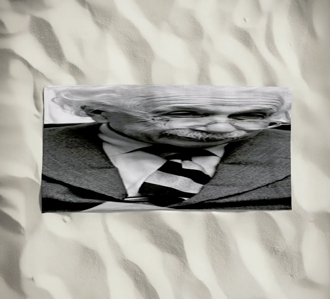 Albert Einstein strandhanddoek van Gallery Print and Art Limited