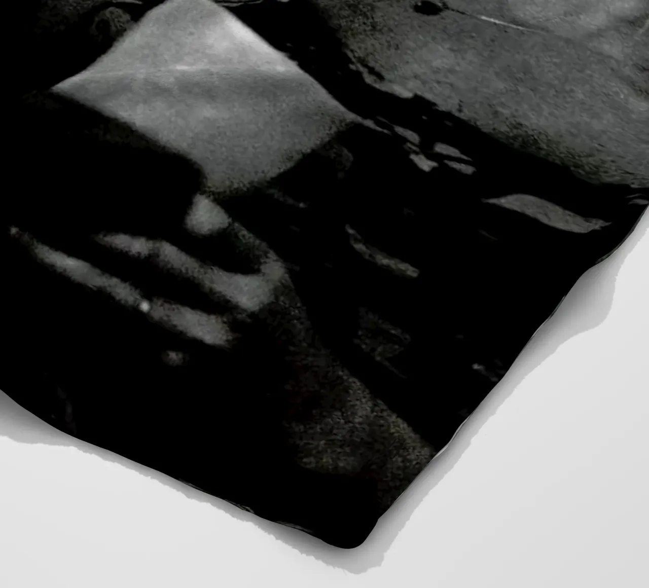 Brigitte Bardot Smiling coperta in pile da Gallery Print and Art Limited